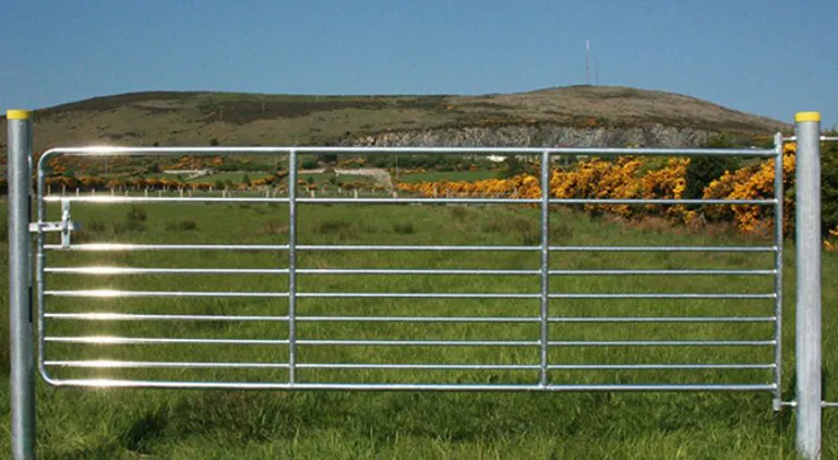 Hanging Farm Gates to Last - An Expert's Advice